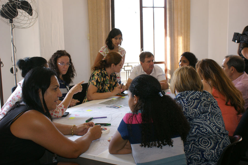 Mesa de discussão da subprefeitura da Móoca, durante o workshop realizado em 14/03/2014